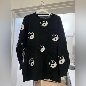 Yin yang Oversize Sweater